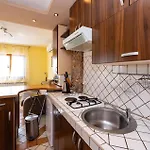 Апартаменты 1 Bedroom Amazing In *