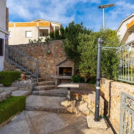 Beautiful In With Wifi Apartman Starigrad Paklenica