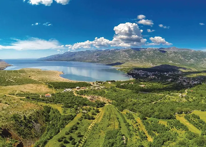 Διαμέρισμα 1 Bedroom Amazing In *